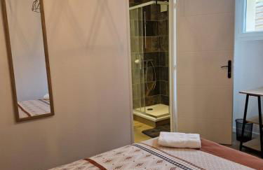 Le Zénith - 3 chambres, 3 salles de bain - 8 pers max - Local à vélos - Réservation à la chambre possible - Foto 15