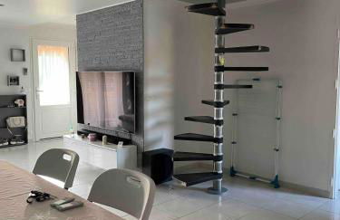 Maison paisible avec piscine - Foto 11