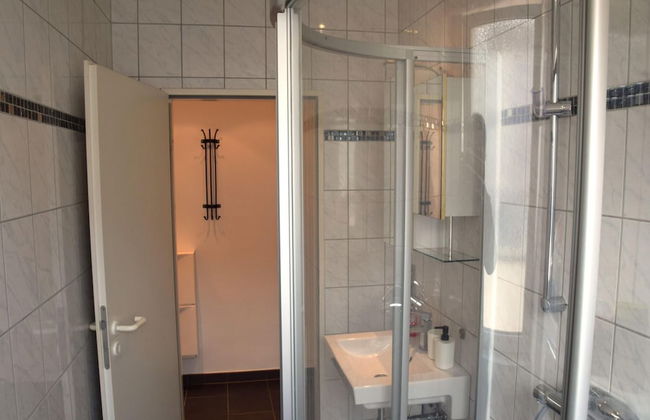 Cosy Apartment in Oberhausen With Balcony - Photo 19