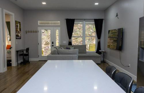 Creek side Mountain Perfect for Families ,We are just 5 to 7 minutes from the entrance of Pisgah Forest, where you ll find many rivers and waterfalls - Foto 37