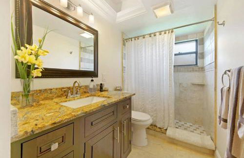 Villa Milano - Electric-heated pool home w/spa in quiet neighborhood & pet-friendly! - SWFL Rentals - Foto 10