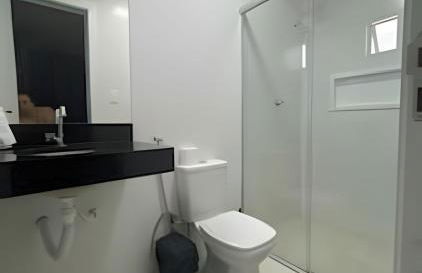 Para 10 pessoas, 03 quartos ar condicionado e ventilador, garagem, atrás do hospital da Unimed apt 302 - Foto 15