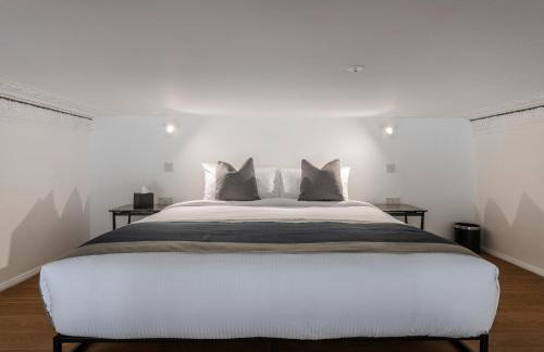 FOX ON THE HOE - Luxury Apartment accommodation - Photo 78