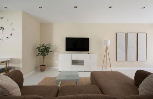 PLAYA a 3 minutos Parking barbacoa Apartamento en Castelldefels - Foto 4