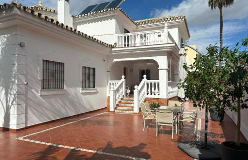 Gran villa en Torremolinos - Foto 1