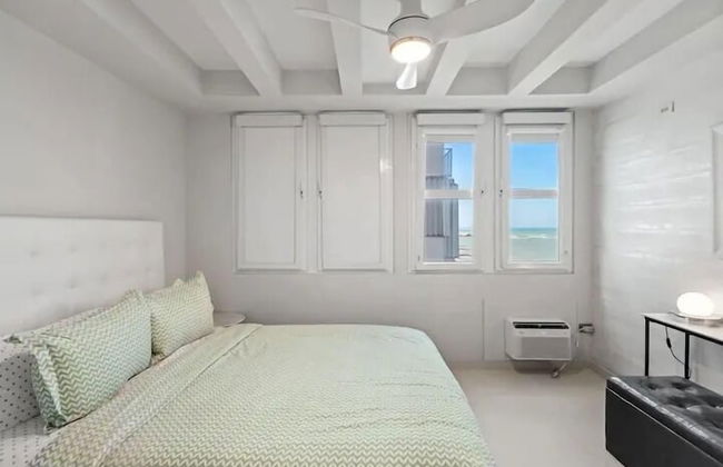 Beach Front Amapola SeaSide Apt - Photo 10