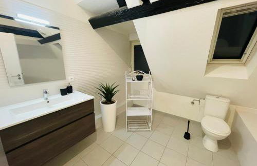 Alsace's Home - Photo 22