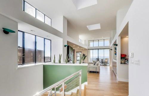 Luxurious Hillside Home wAC & Gorgeous SF Views! - Foto 13