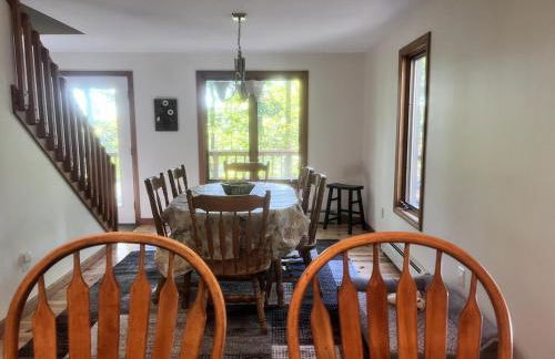 Tranquil NH Lakehouse Escape - Foto 37