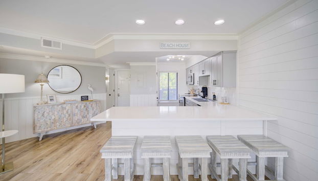 Triton Balcony w/ Pool View, Chic Design - Foto 2, Interior