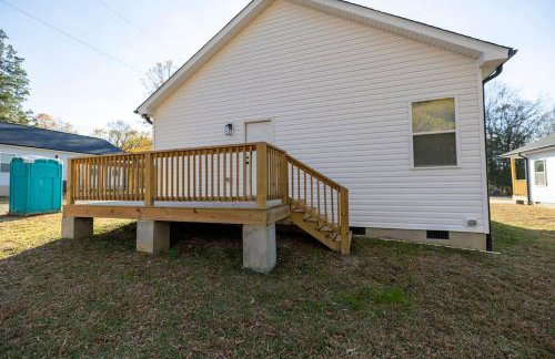 5 Min to Elon - 7 Min to Downtown - Washer and Dryer - Foto 26