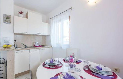 Family home with hydromassage pool & fun activities - Foto 25