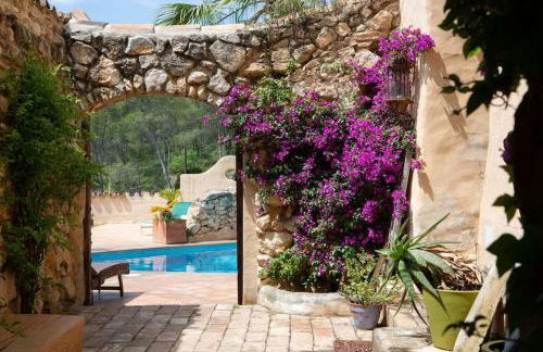 Sitges Hill Retreats-Masia Nur 22 bedrooms divided over 9 houses for max 44 guests - Foto 26