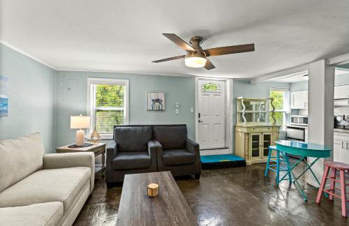 Family & Pet-Friendly - Walk to Beach & Pier - Foto 9