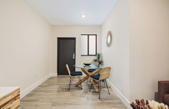 Roami at The Palace - Photo 39