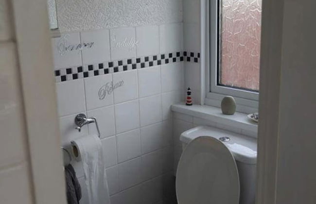 Captivating 2-bed Chalet - Foto 9