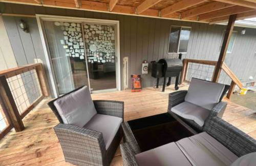 Photo Op with Sasquatch 2 min to walk Silver Mtn - Foto 38