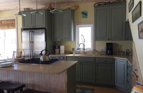 Waterfront Home on Bantam Lake with Private Beach - Foto 35