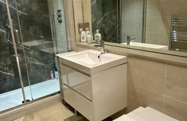 LMC St Pancras Cute & Cosy Studio Apartment - Foto 18