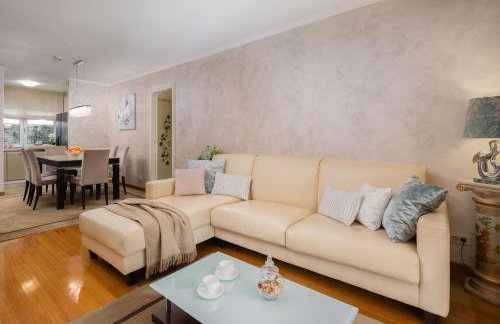CECILIA Holiday Apartment, Private Parking Included - Foto 4