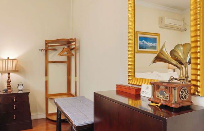 Ladoll Service Apartment - Photo 21