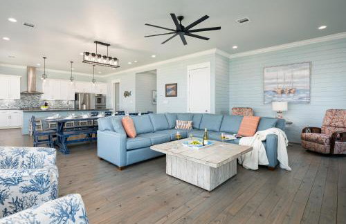 Luxury Beachfront l Sleeps 20, Hot Tub, Pool & Game Room Fun! - Foto 22