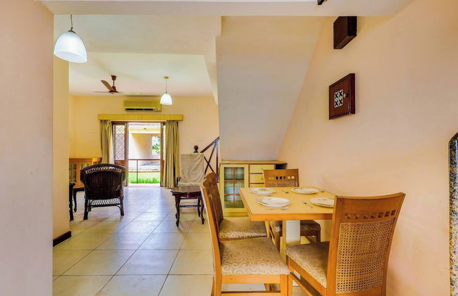 Pleasing 3 Bedroom Villa With Pool - Photo 21