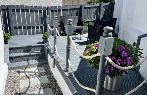 39 Wells Street Apartment - Photo 2