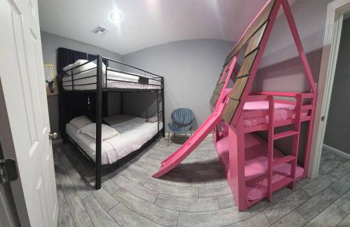 5BR with Pool & Backyard ParadiseSleeps 10 Guests - Foto 37