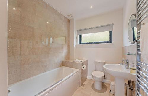 Cottage 18 by Together Travel - 3-Bedroom Coastal Retreat - Foto 9