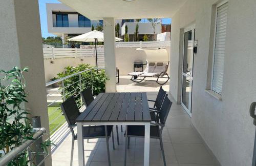 EllaVis Apartments - Photo 13