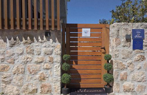 Villa Ivona with swimming pool and jacuzzi - Photo 36