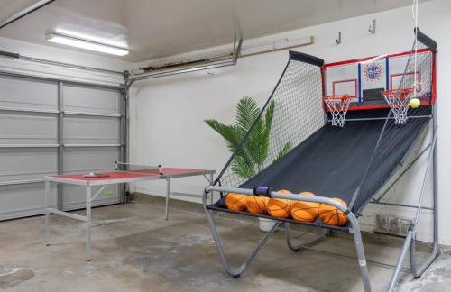 Trendy Getaway - Hot Tub - Putt Putt - Games - Foto 39