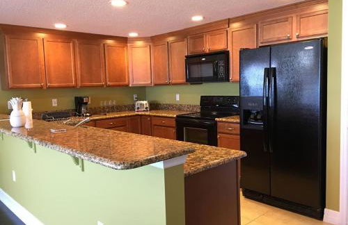 Opus Condominiums - Photo 10