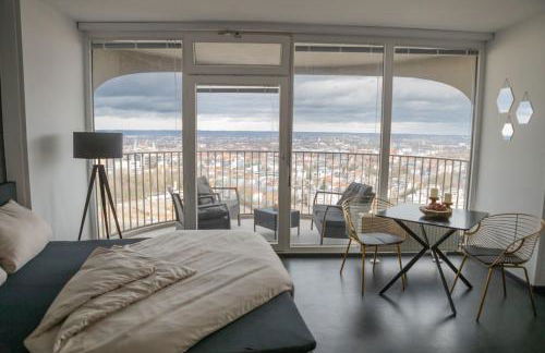 Hohes Apartment mit Weitblick über Augsburg - Foto 5