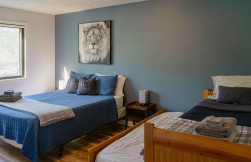 Bluffview on the River with a hot tub sauna pool table and more - Foto 38