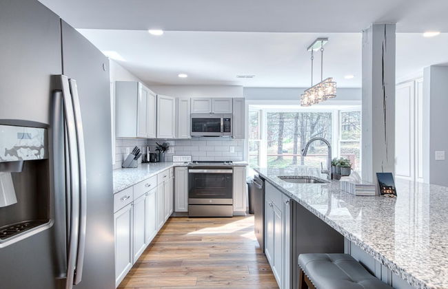 4BR Lodge on Wolf Creek – Fishing, Hiking, New River Fun & Hokie Weekends - Foto 20