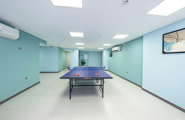 Luxury StayCation - Studio in Damac Hills with Balcony and Golf Views - Foto 27