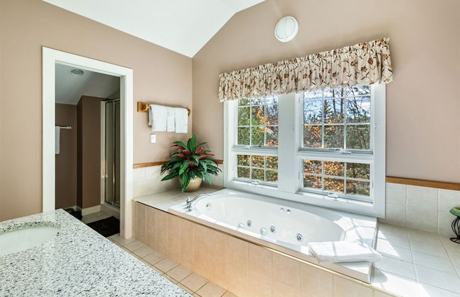 710b_topnotch - Photo 3