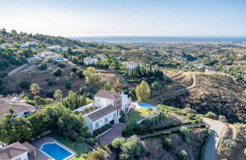 49-Exclusive Villa With Private Pool & Breathtaking Views in Mijas! - Photo 55