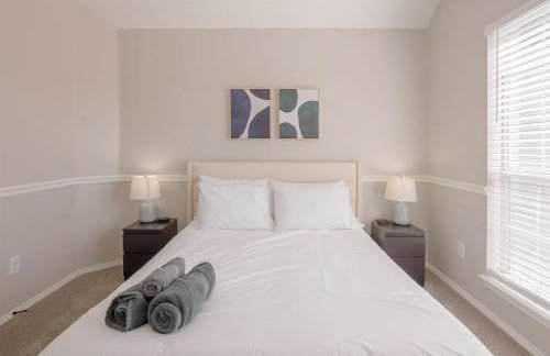 Pearl White Dream Home With Private Pool & Theatre - Foto 35