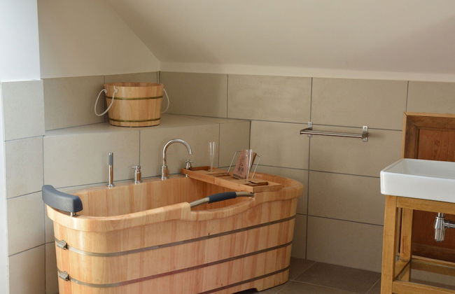 Charming Farmhouse With Large Terrace - Foto 29