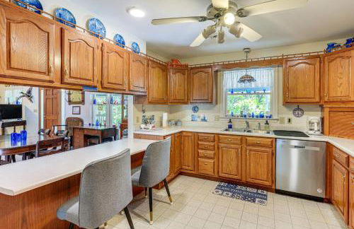 Peaceful Harrison Duplex with Porch and Grill! - Photo 11