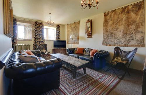 Derbyshire Chapel for 6 at Harthill Hall private hot tub 8am - 10pm plus private daily use of indoor pool and sauna 1 hour - Photo 30