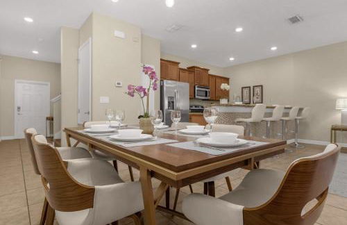 Upstay Family Home w Resort Access & Private Pool - Foto 3