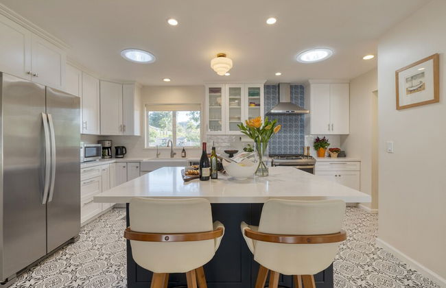 Hummingbird Haven by Avantstay Dog-friendly Near the Beach Huge Yard Hot Tub - Foto 13