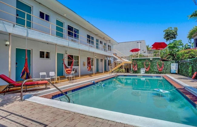 Secluded Hollywood Studio, Walk to Beach & Boardwalk - Photo 13