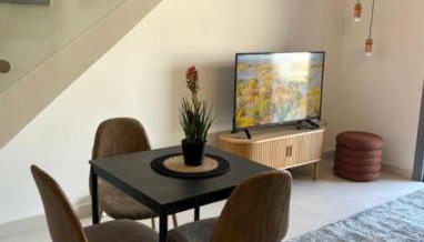 Luxury Maisonette with Shared Pool - Foto 2