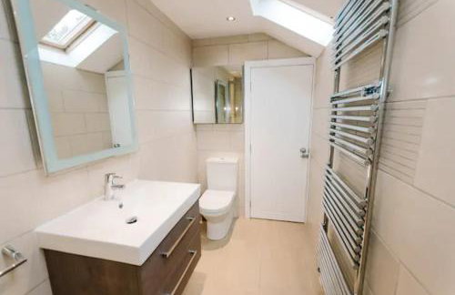 Erigmore Spa Cottage - A cosy cottage located in a countryside park with WIFI and access to swimming pool - Foto 7