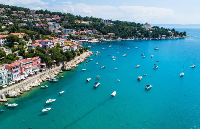 VILLA PORTUM - Serenity, Nature, Heated Pool, FAMILY ONLY - Photo 54